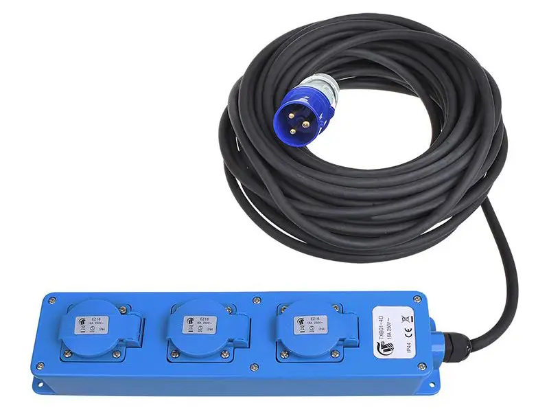 Promozione ProPlus multipresa CEE a 3 ingressi 10 metri
