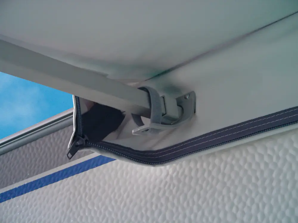 A Buon Prezzo Thule Omnistor set fissaggio rafter Caravan Style
