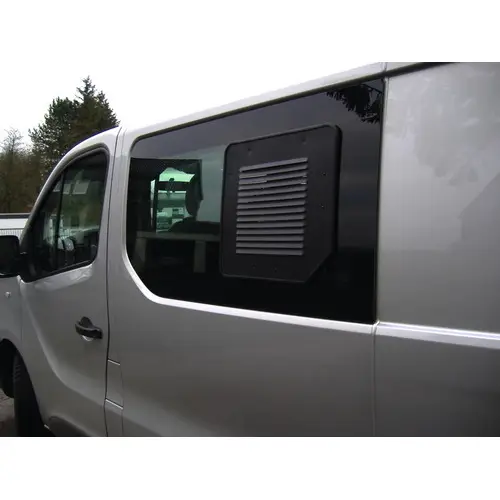 Offerta GRIGLIA DI VENTILAZIONE PER FINESTRA SCORREVOLE DESTRA OPEL VIVARO RENAULT TRAFIC DAL 2014