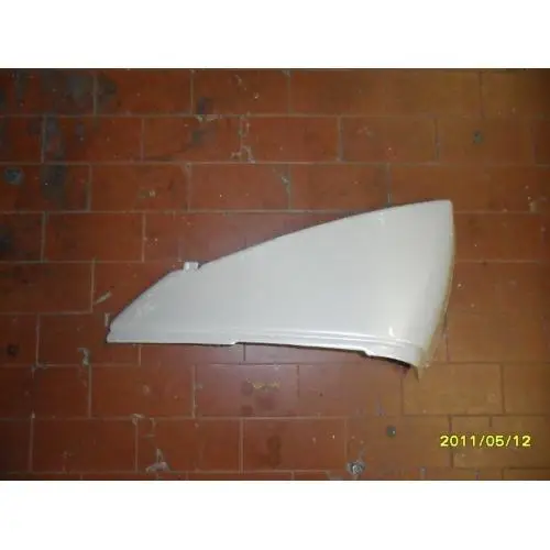 Prezzo Scontato RACCORDO PARAURTI/FASCIA DX COLOR BIANCO PERLA (PROD. 2001/2002) 001PD