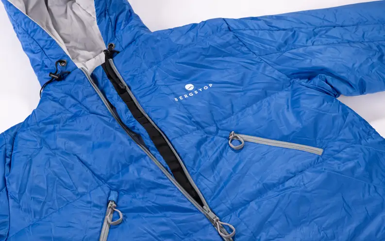 A Buon Prezzo Sacco a pelo con maniche Bergstop CozyBag Zippy